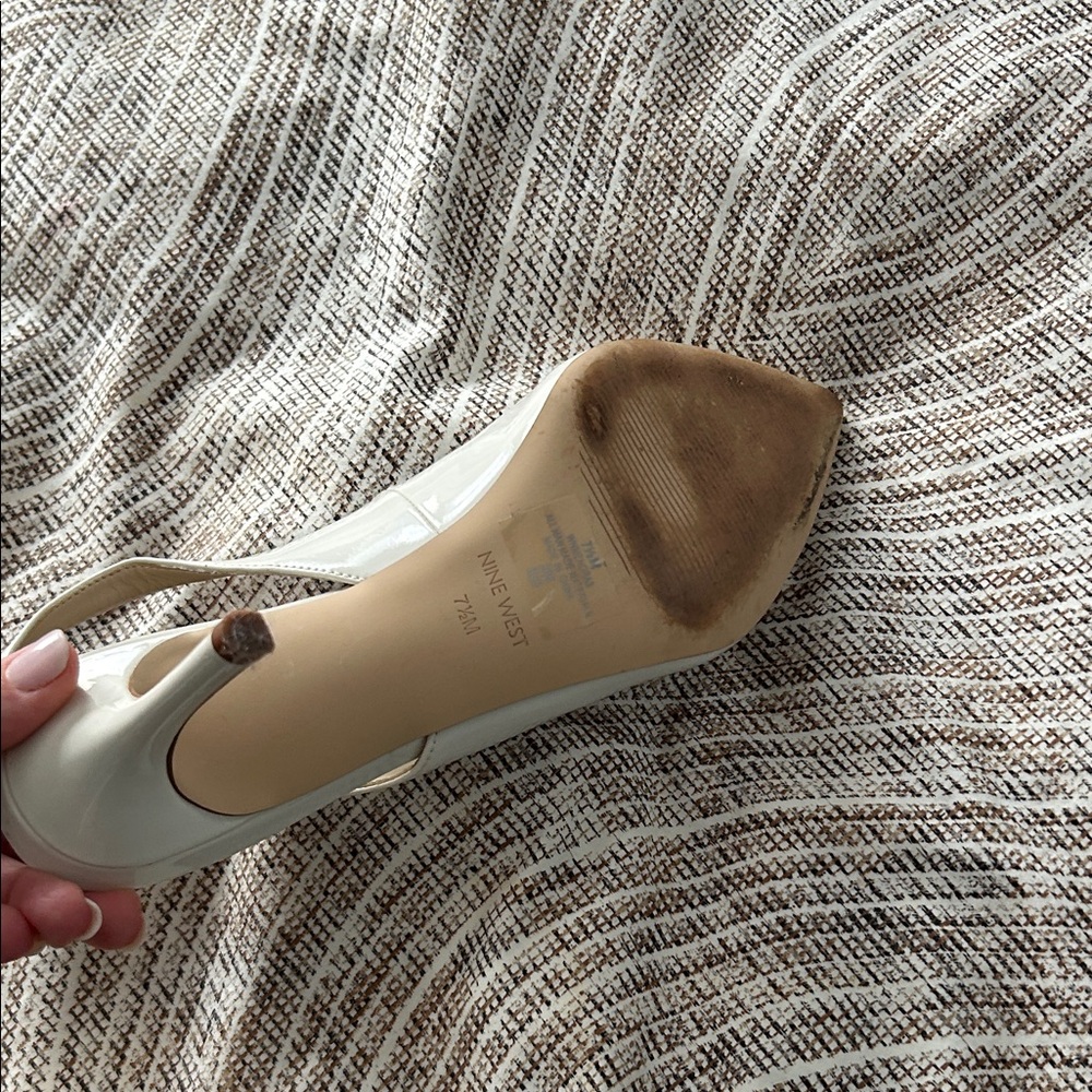 Only worn once! Nine West Cream Slingback Heels - Picture 6 of 7